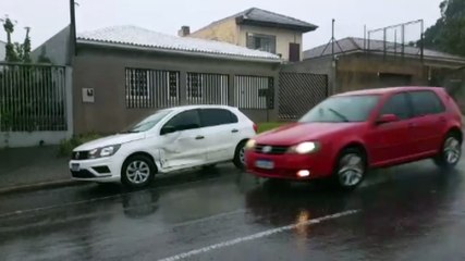 Download Video: Apenas danos materiais foram registrados em acidente de trânsito no Bairro Coqueiral