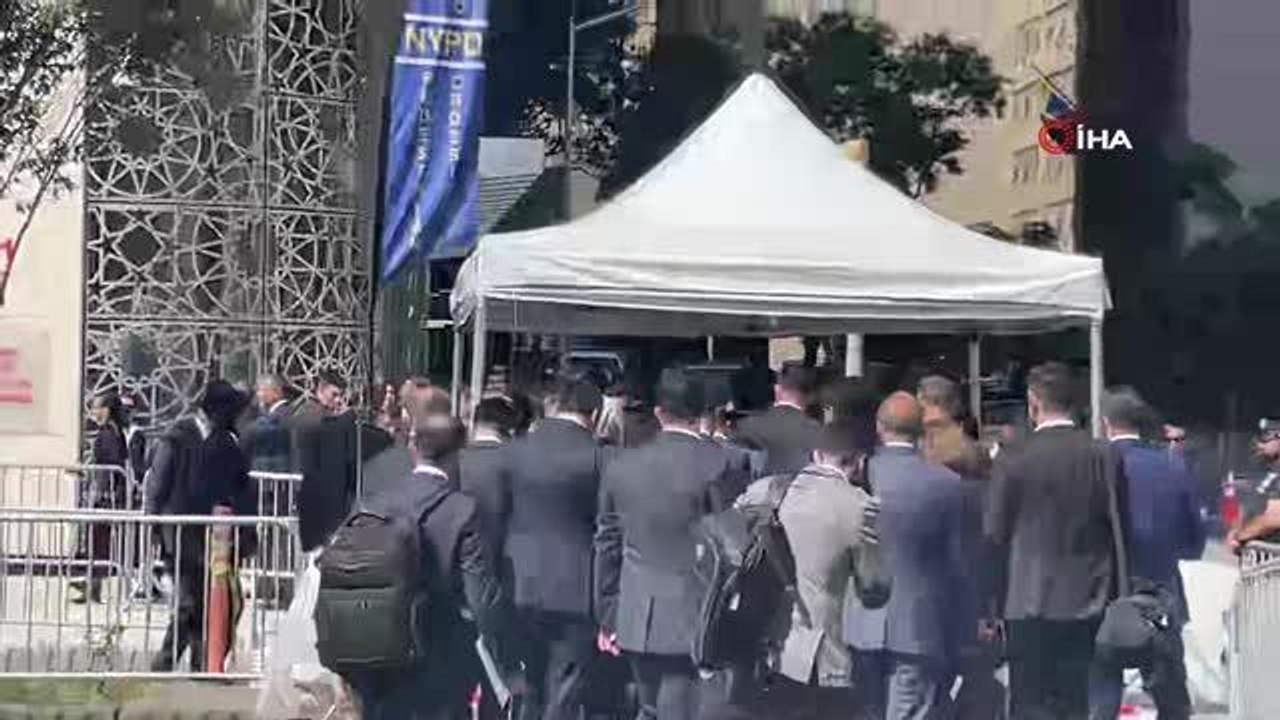 Cumhurbaşkanı Erdoğan: "Mesleki ve teknik eğitim alanındaki tecrübemizi diğer ülkelerle paylaşmak amacıyla uluslararası Mesleki ve Teknik Anadolu...