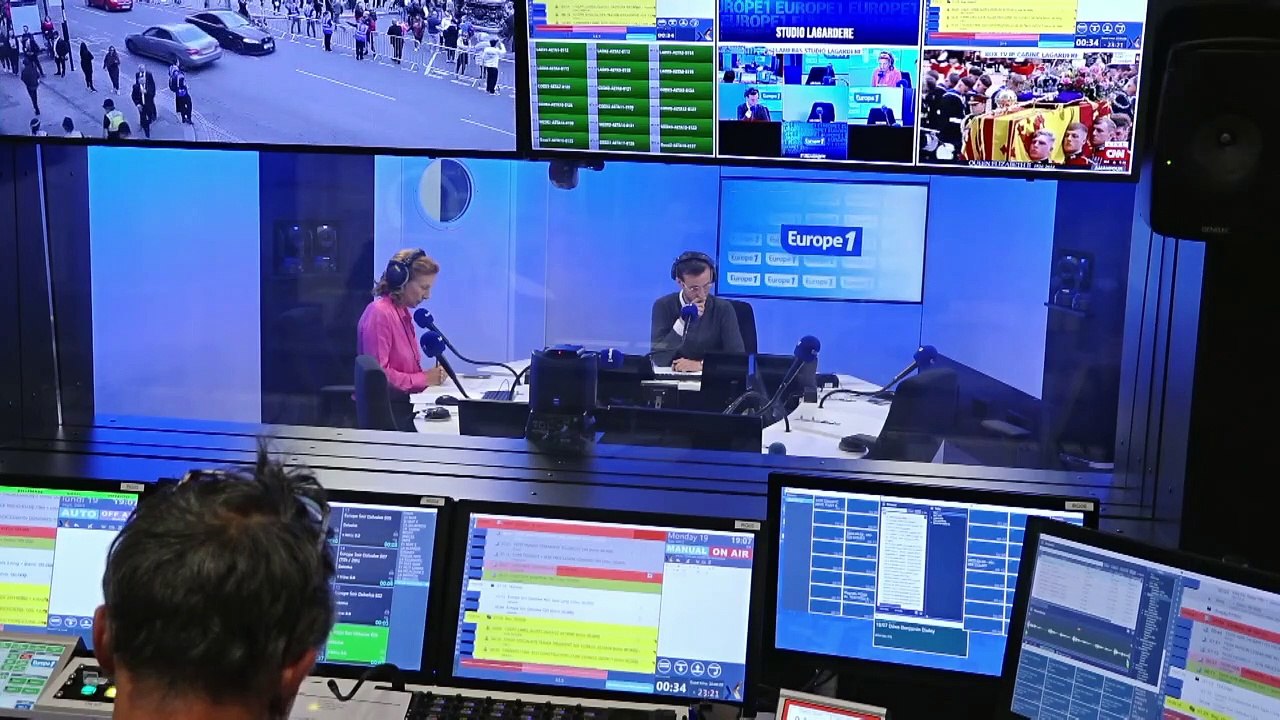 Funérailles d'Elizabeth II : le cercueil de la reine est descendu dans le caveau royal