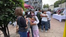 Des habitants de Mexico se regroupent dans la rue après un tremblement de terre de magnitude 7,4