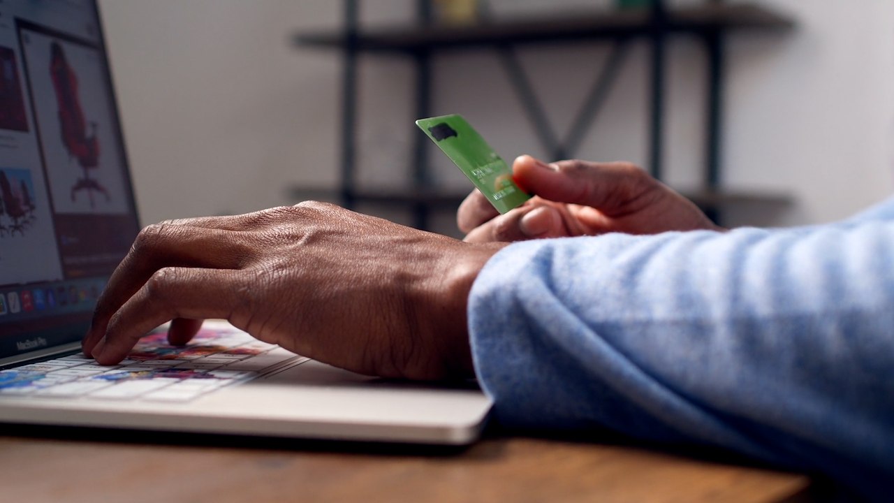 Sustainability Expert Explains How To Shop Sustainably Online