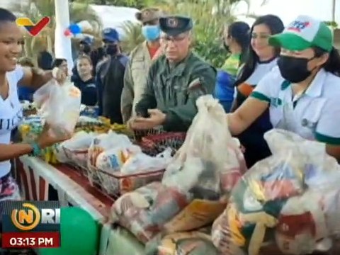 Bolívar | PDVAL y Mercal realizan Feria de Campo Soberano a familias del mcpio. Caroní