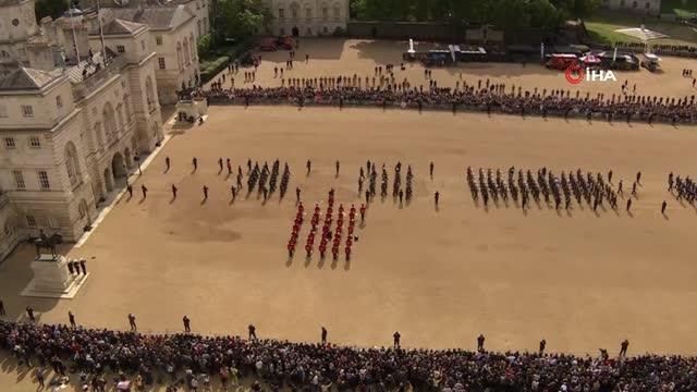Kraliçe II. Elizabeth son yolculuğuna uğurlandı