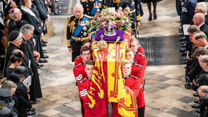 لماذا يشعر الناس بالحزن على رحيل  شخصيات عامة لم يلتقوها قط؟