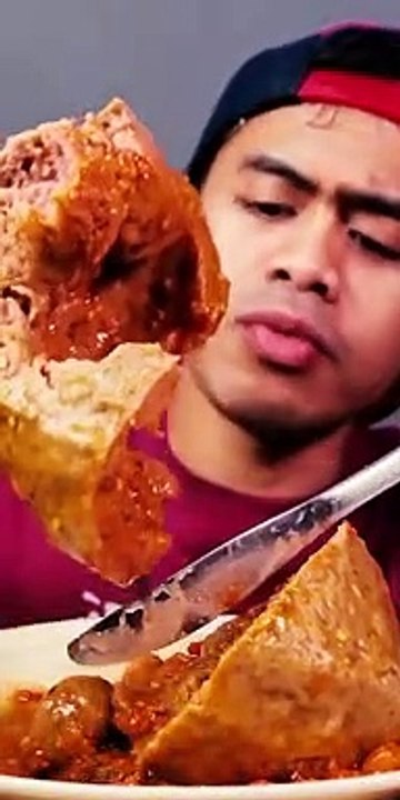 NGELIHAT TANBOY KUN MAKAN BAKSO JUMBO LANGSUNG BIKIN NGILER‼️