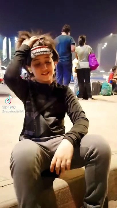 Tiktoker beautiful boy dance