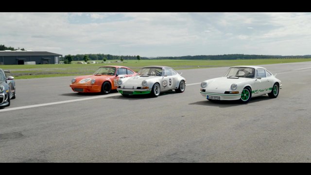 Eine kurzweilige Reise in die Vergangenheit mit Walter Röhrl und Timo Bernhard