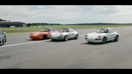 An entertaining journey into the past with Walter Röhrl and Timo Bernhard
