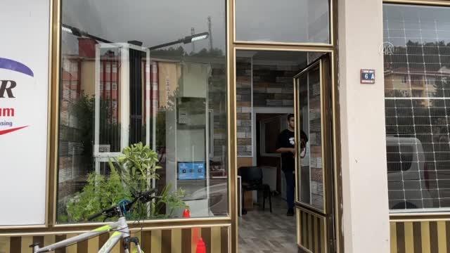 Son dakika haber... Kastamonulu girişimci sel felaketinden etkilendi modüler güneş enerjisi panelleri üretti