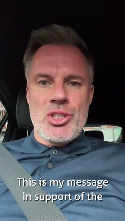 Jamie Carragher backs striking Liverpool dockers