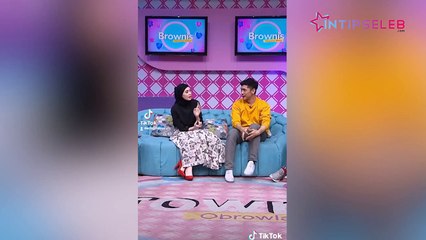 Momen Kocak Donita Gak Bisa Ngomong Jilbab Sampai Nangis