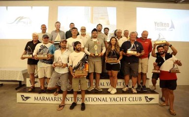 15.Channel Regatta yelken yarışlarının şampiyonları kupalarını aldı