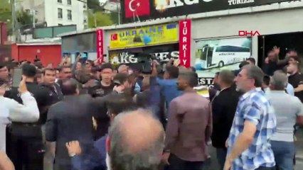 Beykoz’da cami hoparlöründen seslenen gençleri mahalleli yakaladı
