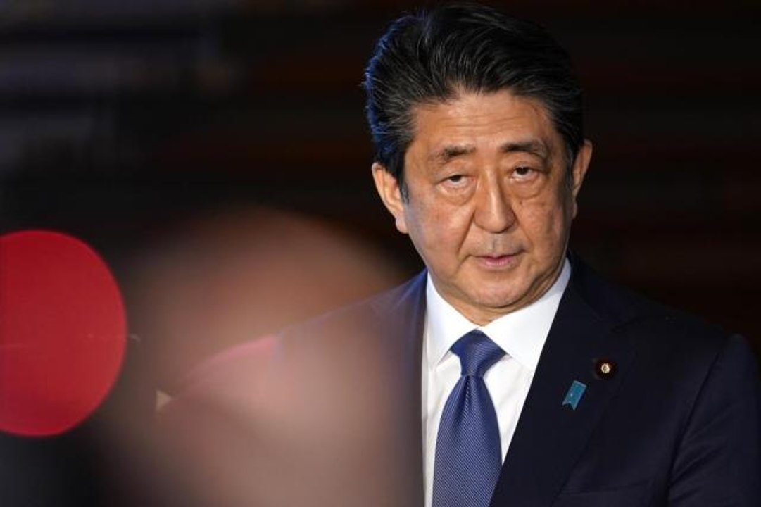 Eski Japonya Başbakanı Abe için yapılacak devlet töreni muhalifleri ayağa kaldırdı