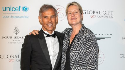 GALA VIDÉO - Luana Belmondo gaga de son petit-fils : ce cliché qui va vous faire fondre