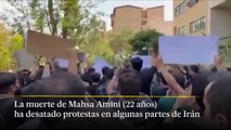 Los jóvenes iraníes protestan en Teherán tras la muerte de Mahsa Amini