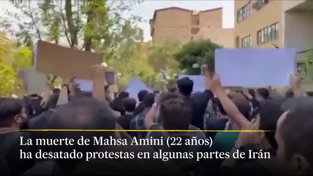 Los jóvenes iraníes protestan en Teherán tras la muerte de Mahsa Amini
