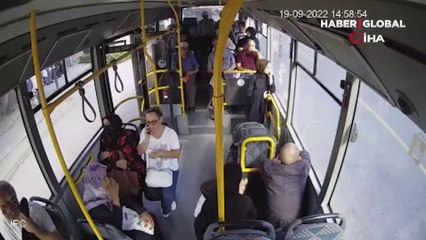 Durakta kalp krizi geçirdi, belediye otobüsüyle hastaneye yetiştirildi