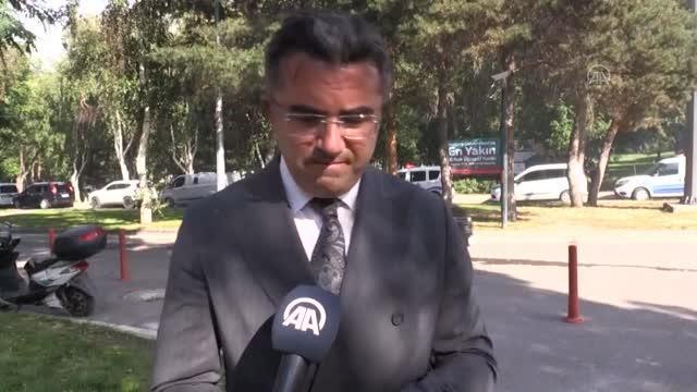 Erzurum haberi... Erzurum Valisi Memiş: (Atatürk Üniversitesinin yemekhanesinde çıkan yangın) Öğrencilerimizle ilgili en ufak bir olumsuz durum bulunmamaktadır