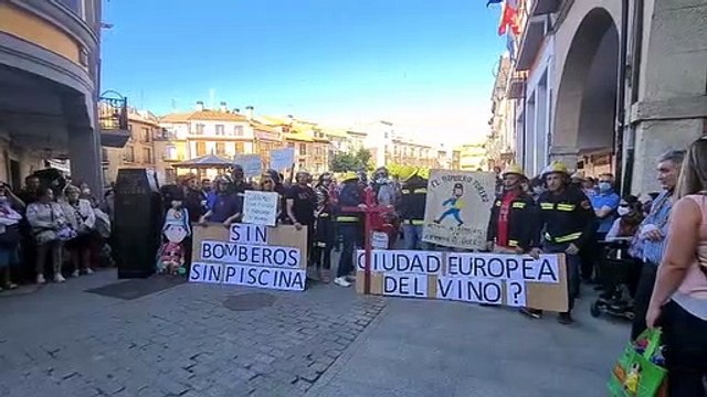 Concentración bomberos Aranda de Duero