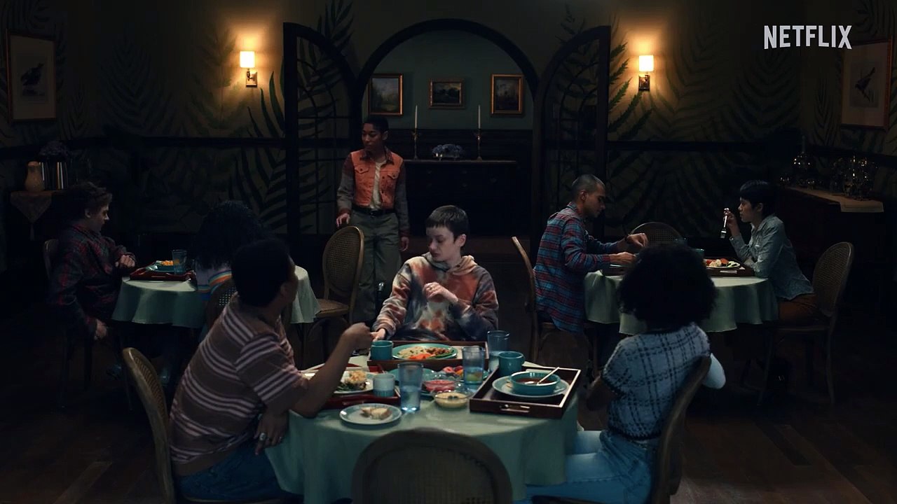 The Midnight Club - saison 1 Bande-annonce VF