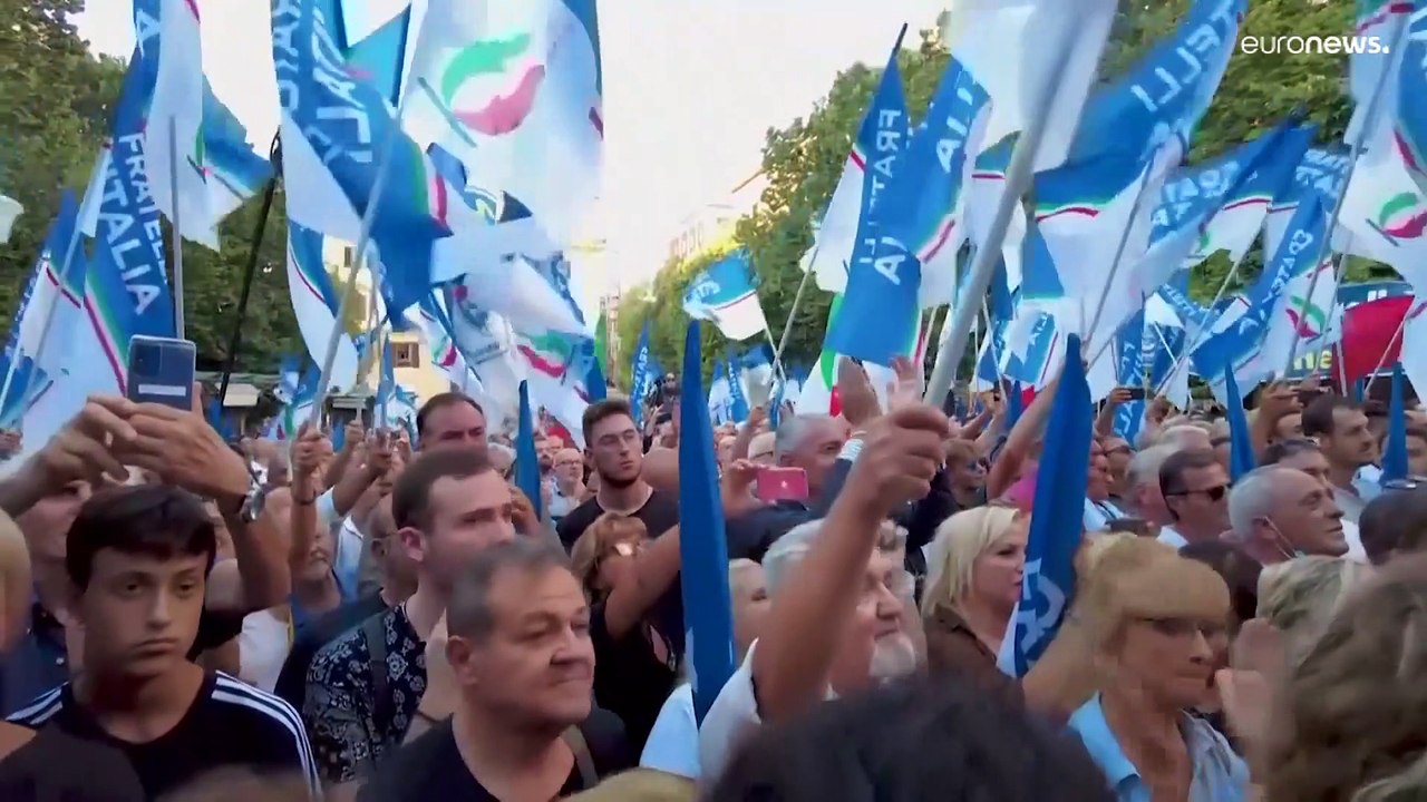Giorgia Meloni divide a las italianas