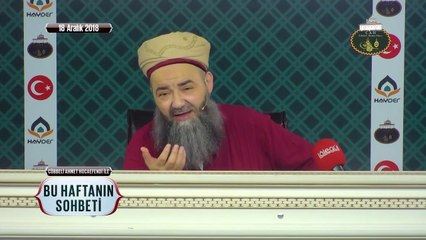 Telefonu Elimden Düşürmüyorum, Millet de Telefon Düşkünü Sanıyor Oysa Sebebi Başka