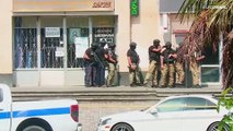 Georgia, 12 persone tenute in ostaggio in una banca