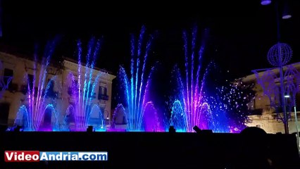 Andria: ecco la "sorpresa finale" delle "Fontane Danzanti" per la chiusura della Festa Patronale - ulteriore contributo di VideoAndria.com