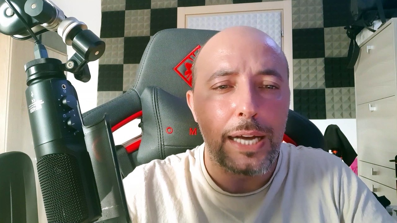 “Mi ha tradita con quella della tv”. GF Vip7, la rivelazione choc