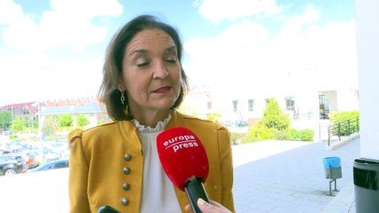 La ministra de Industria, Reyes Maroto, habla de tender puentes con el Govern