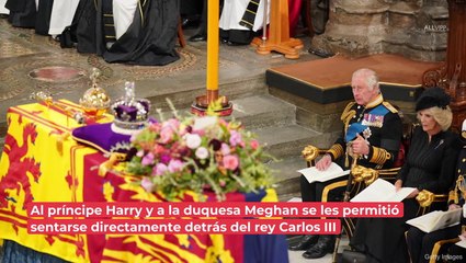 Download Video: Cerca del rey: ¿Por qué Harry y Meghan se sentaron detrás de Carlos III en el funeral de Isabel II?