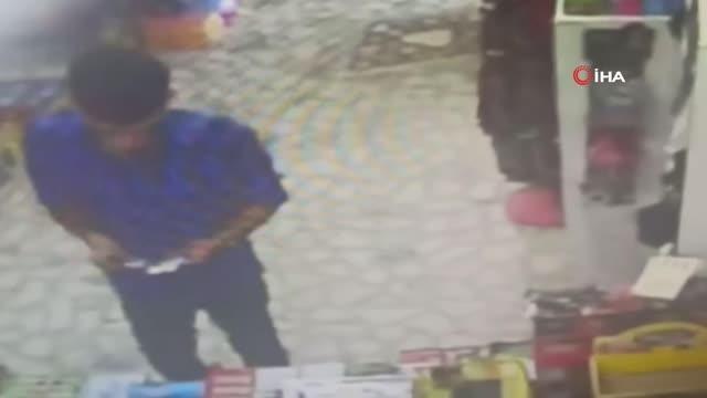 Çaldığı çantanın içindeki kredi kartı ile alışveriş yaptı yakayı ele verdi