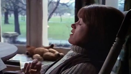 Un dimanche comme les autres Bande-annonce (EN)