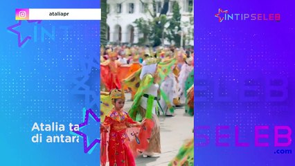 Tampil Awet Muda, Istri Kang Emil Menari di Gedung Sate