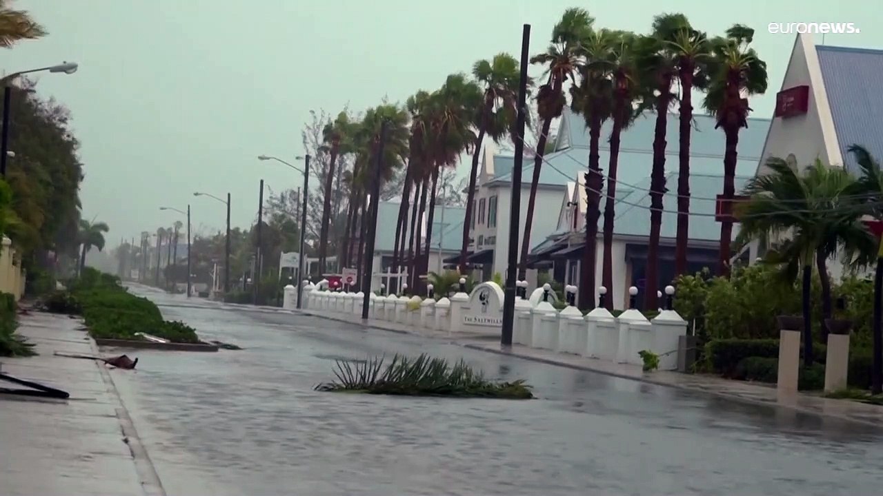 'Fiona' gewinnt an Kraft und nimmt Kurs auf Bermuda