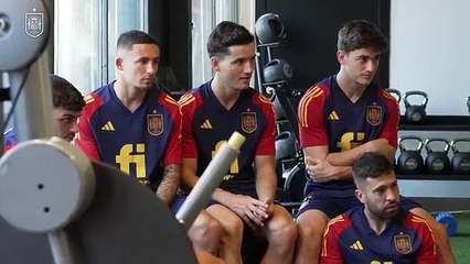 La última tecnología al servicio de los nuestros!! - - @LUISENRIQUE21 da indicaciones a t