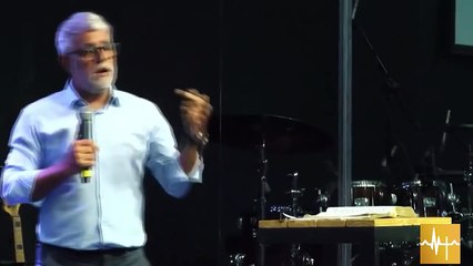 Escândalo de infidelidade pode rachar a Igreja Deus é Amor