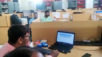 जेवीवीएनएल के घूसखोर प्रशासनिक अधिकारी को रिश्वत लेते दबोचा