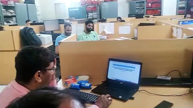 जेवीवीएनएल के घूसखोर प्रशासनिक अधिकारी को रिश्वत लेते दबोचा