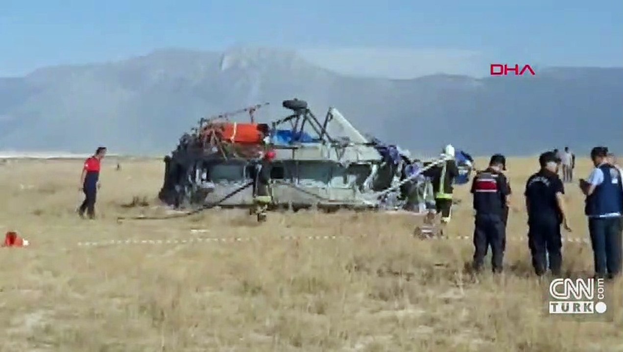 Son dakika... Yangına müdahale için giden helikopter düştü
