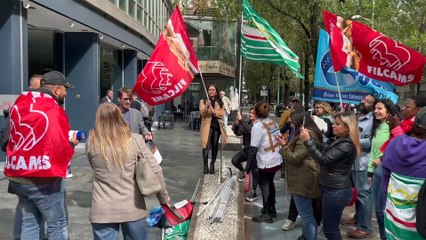 Milano, la protesta dei lavoratori di Immobiliare.it