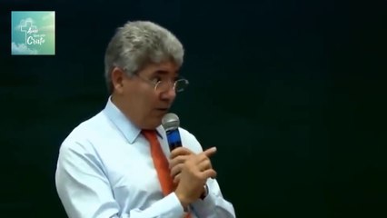 Maior app da Bíblia comemora o número de 100 idiomas traduzidos