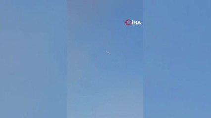 Aydın haberi | Kuşadası'nda metruk bina yanarak küle döndü