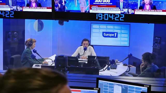 Ukraine : Macron appelle le monde à «mettre le maximum de pression» sur Poutine