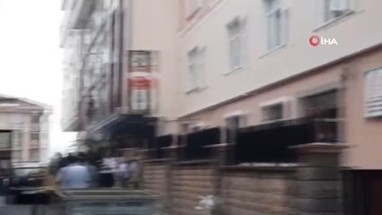 Son dakika haber! Öğrenci yurdunda prize takılı adaptör yangına neden oldu