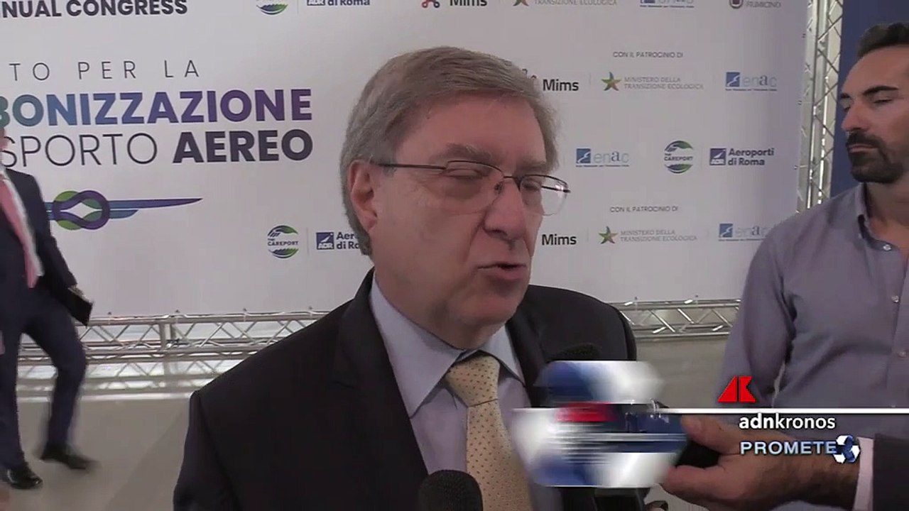 Trasporto aereo, Giovannini: “Per decarbonizzazione necessari comportamenti concreti”