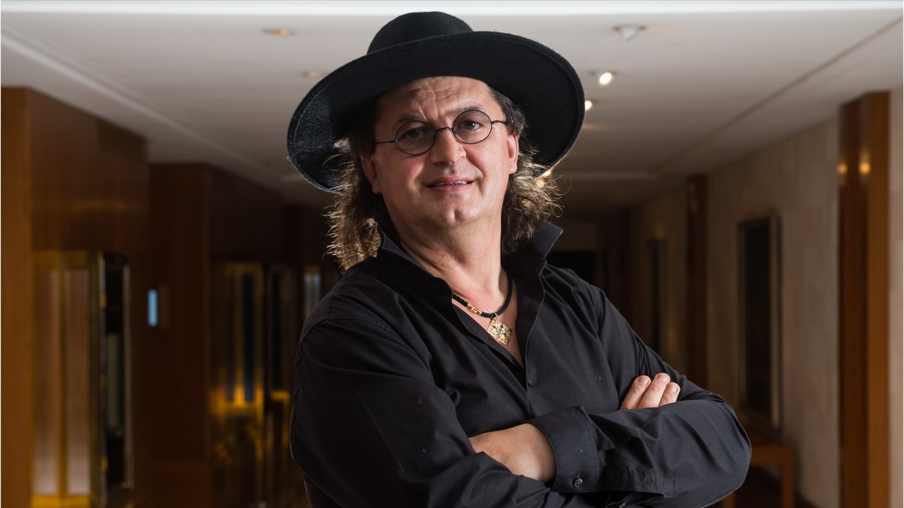 VOICI - Marc Veyrat : cette raison pour laquelle il ne quitte jamais son chapeau