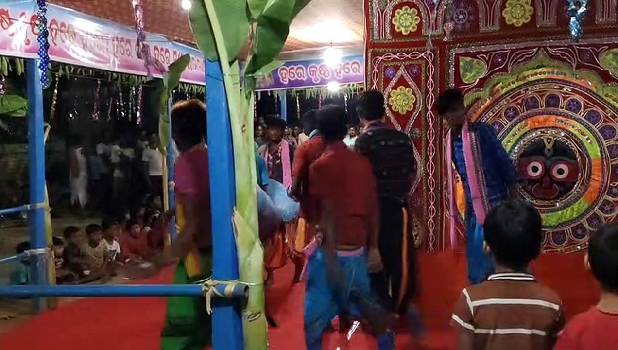 STYLISH DANCE RANGIN KIRTAN
