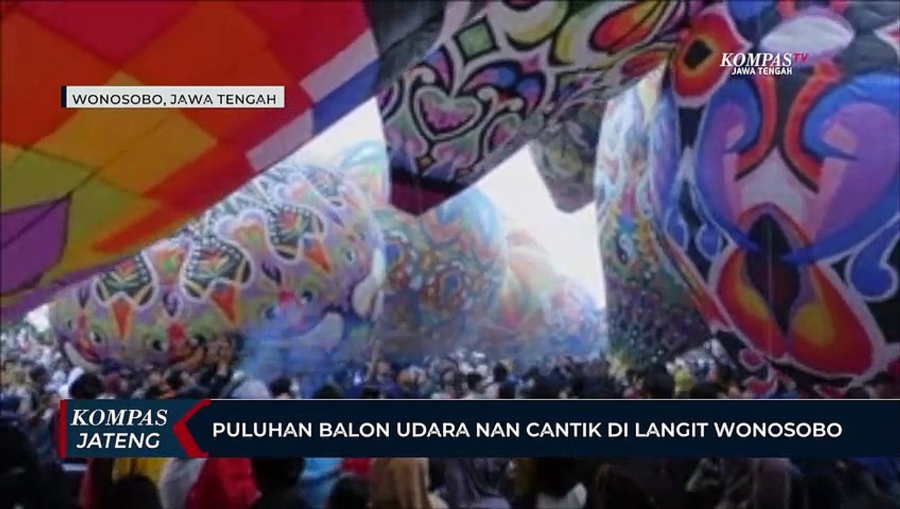Puluhan Balon Udara Nan Cantik Hiasi Langit Won...
